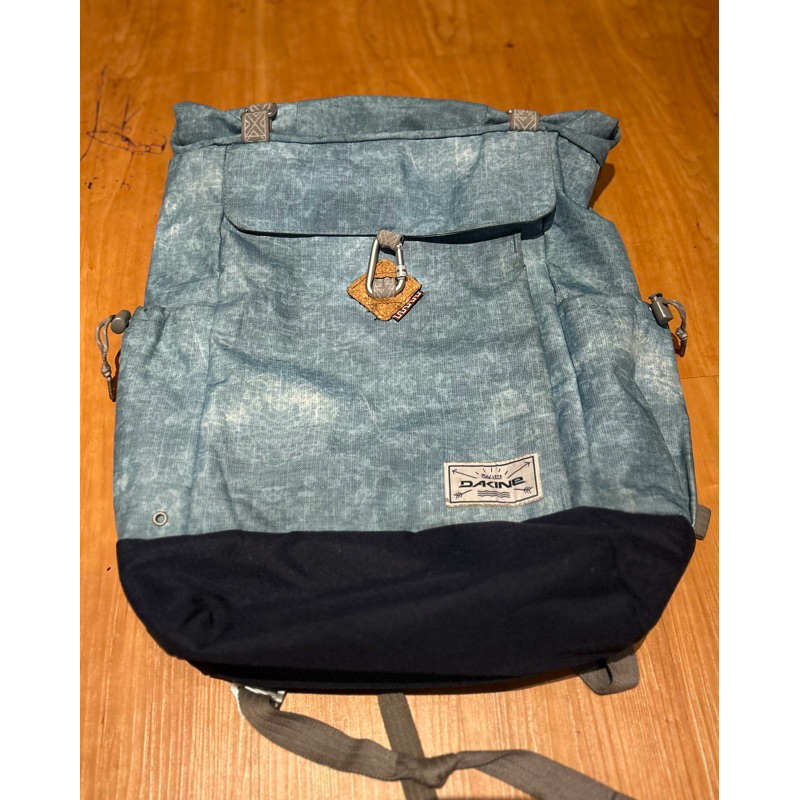 dakine backpack