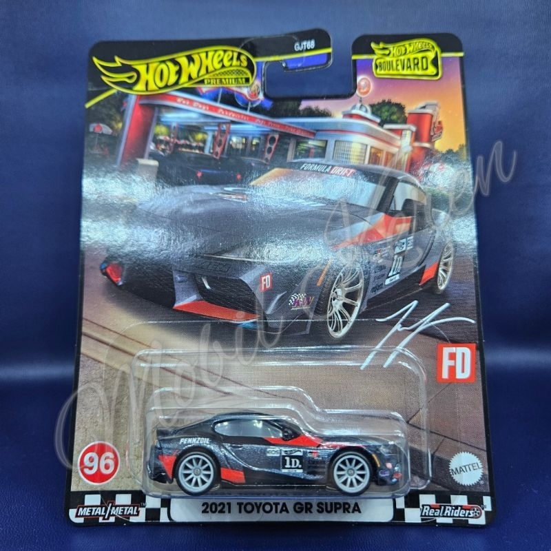 Diecast Hot Wheels premium Boulevard FD 2021 Toyota GR Supra black ban karet