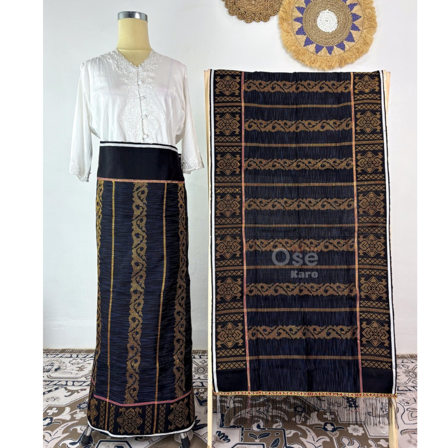 Set uis nipes bulung gundur hitam gerimis Bahan sutra