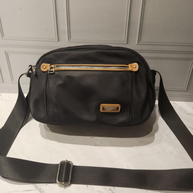 Tas Selempang Pierre Cardin Preloved