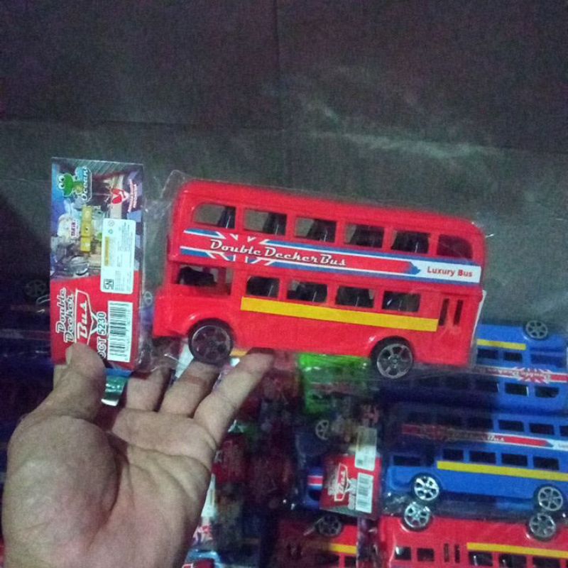mainan bus double decker