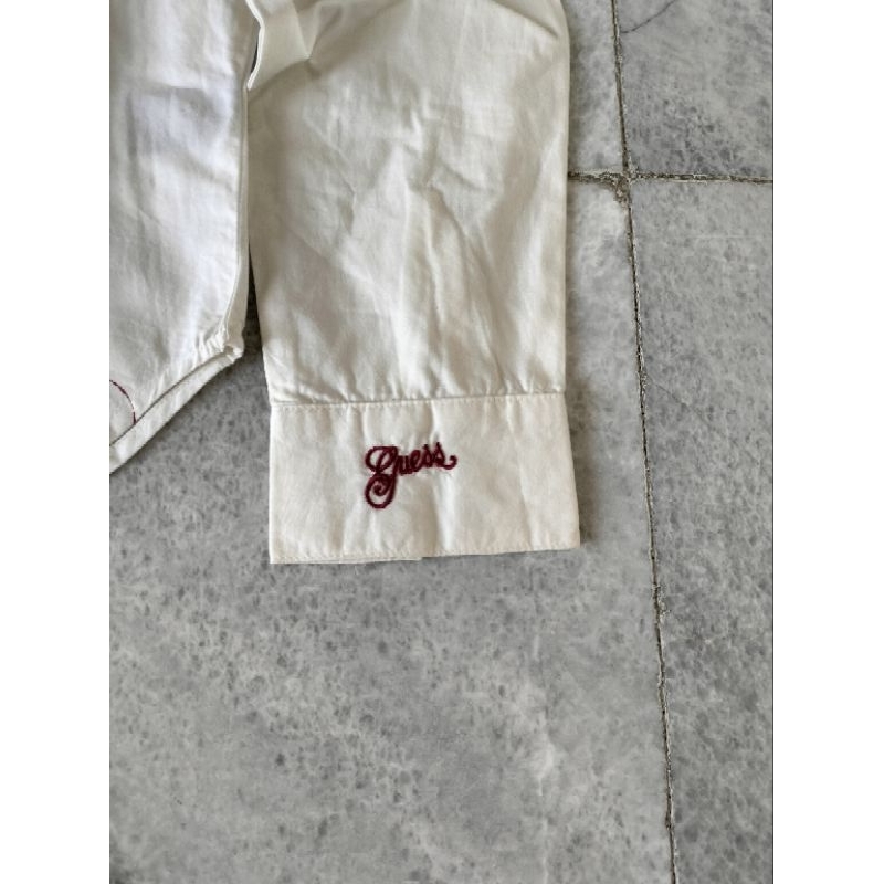 kemeja Guess