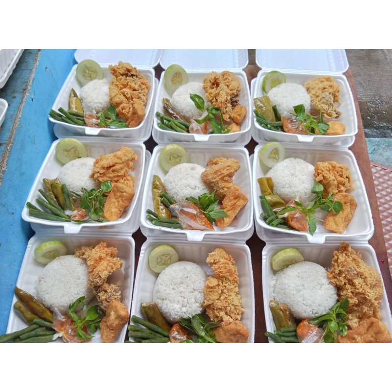 

Nasi Ayam Geprek