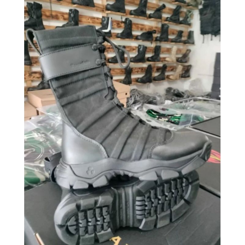 Sepatu PDL Titan Original