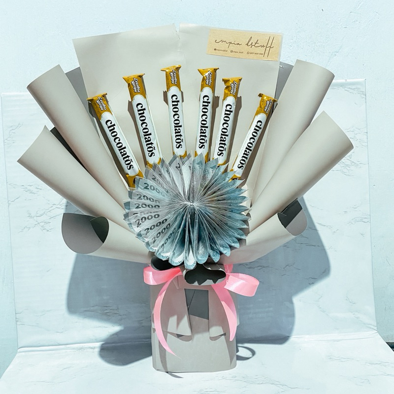 

BUKET WISUDA GRADUATION CHOCOLATOS