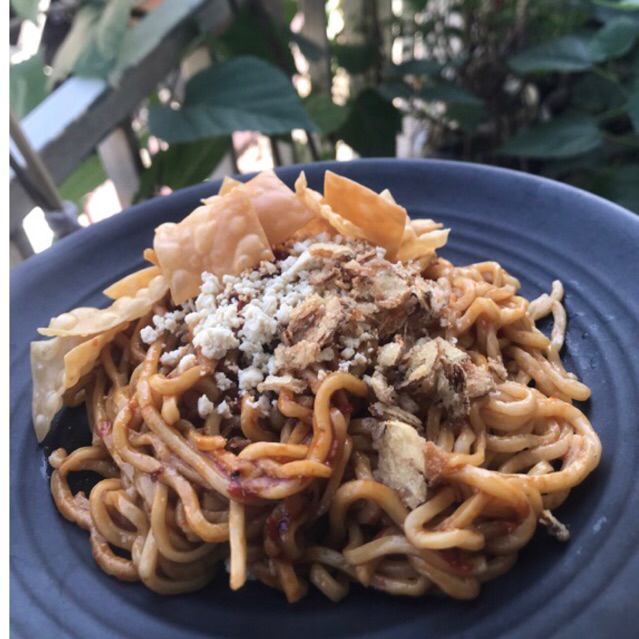 

Mie Odosh Mie Pedas ala Maha eatery Original Siap Makan