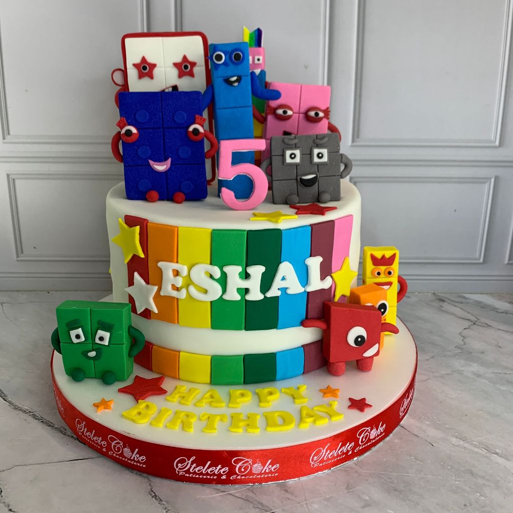 

Kue Ulang Tahun/Birthday Cake/Kue Ulang Tahun Jakarta/Kue Ulang Tahun Tema Kotak