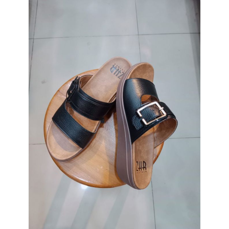sandal kulit zhr