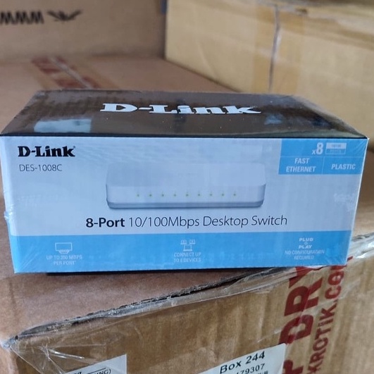 DLINK DES18C SWITCH HUB 8PORT 11 DLINK DES 18C  DES18C a G3P2