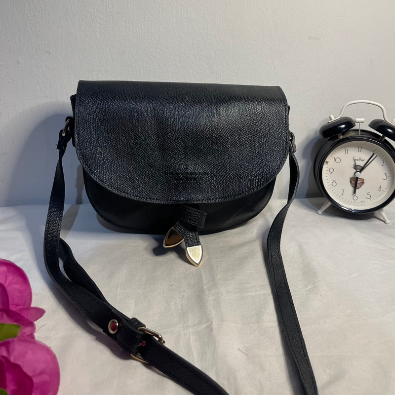 THE DN PREMIUM NEW YORK Sling Bag Black