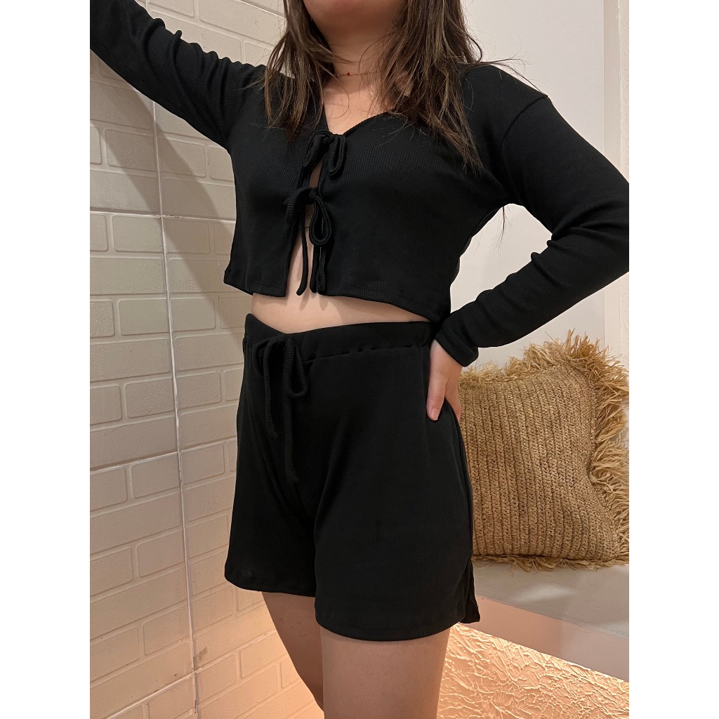 Band Aid Studio - CIEL KNIT SET - Crop Top / Crop Tee / Croptop Wanita Anak Perempuan Lengan Panjang