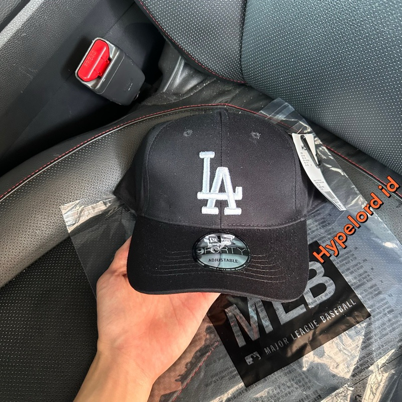 Topi Ny Newyork Cap LA hitam logo putih