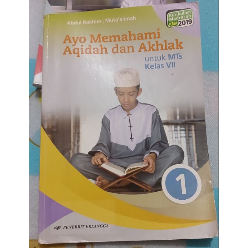 

Erlangga Kurikulum Madrasah KMA 2019 MTs kelas VII
