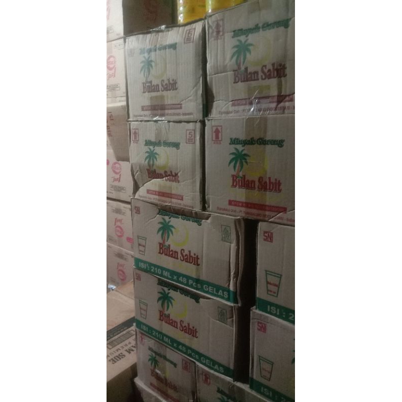 

minyak gelas bulan sabit new isi 48 cup