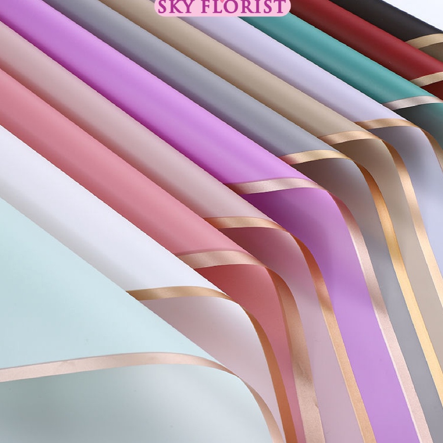 

Langka 2 LEMBAR Flower Wrapping Paper Varian List Gold Emas Kertas Buket Bunga Cellophane Florist goldline KB1