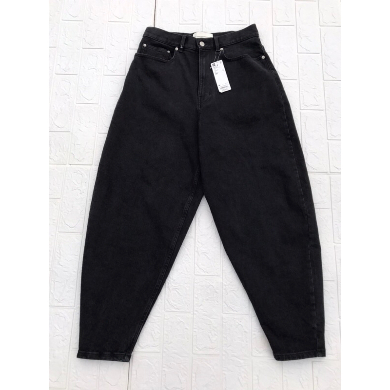 baloon pants jeans by gu uniqlo