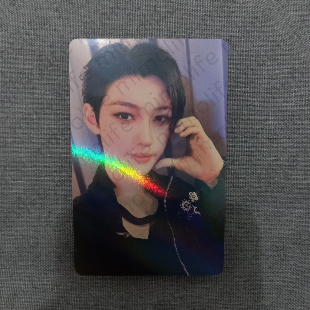 PC FELIX BENEFIT MAKESTAR HOLO CASE 143 STRAY KIDS SKZ