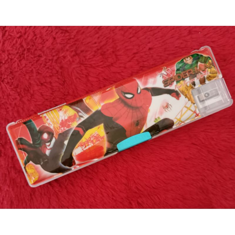 

Kotak pensil Magnet spiderman sedang