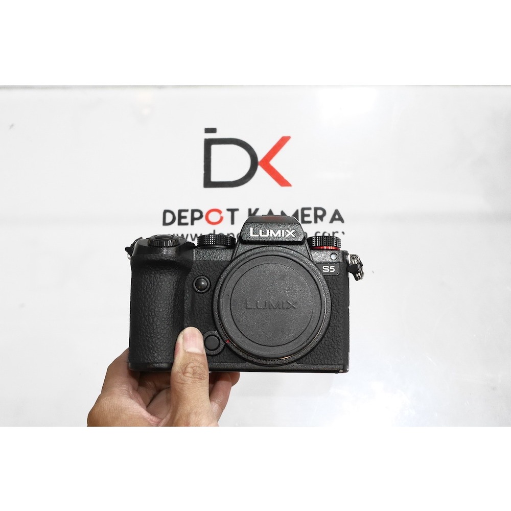 ( DEPOT KAMERA ) SECOND KAMERA LUMIX S5 BODY ONLY KODE 905