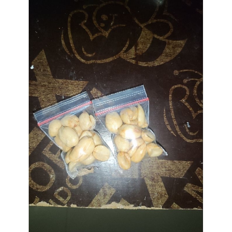 

kacang tanah goreng