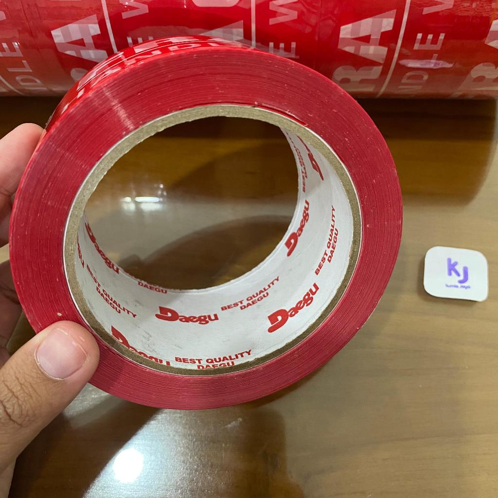 

DAEGU Lakban Isolasi Solasi Merah Fragile / Pecah Belah 2 inch (48mmx90yd) murah berkualitas