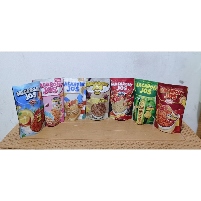 

macaroni macjoss (macaroni, basreng, mie lidi, keripik tempe, pilus cikur, kerupuk seblak) banyak varian, harga murah