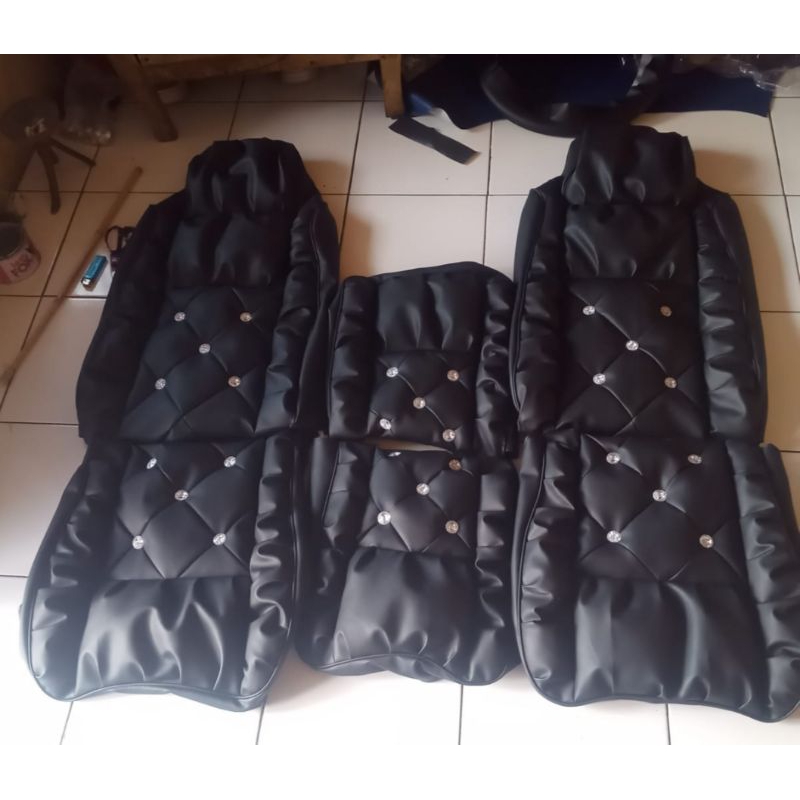 sarung jok cover jok mobil alat tempat duduk  fuso hino 500 umplung model vareasi sofa kancing krist