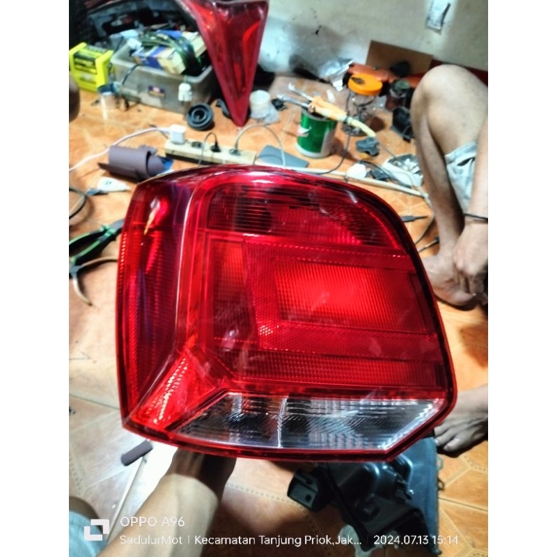 Stoplamp Lampu belakang VW Polo sebelah kiri
