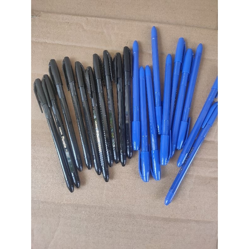 

Pulpen Piccolo 0.7 Hitam / Biru 1 Kotak isi 10 pcs Promo