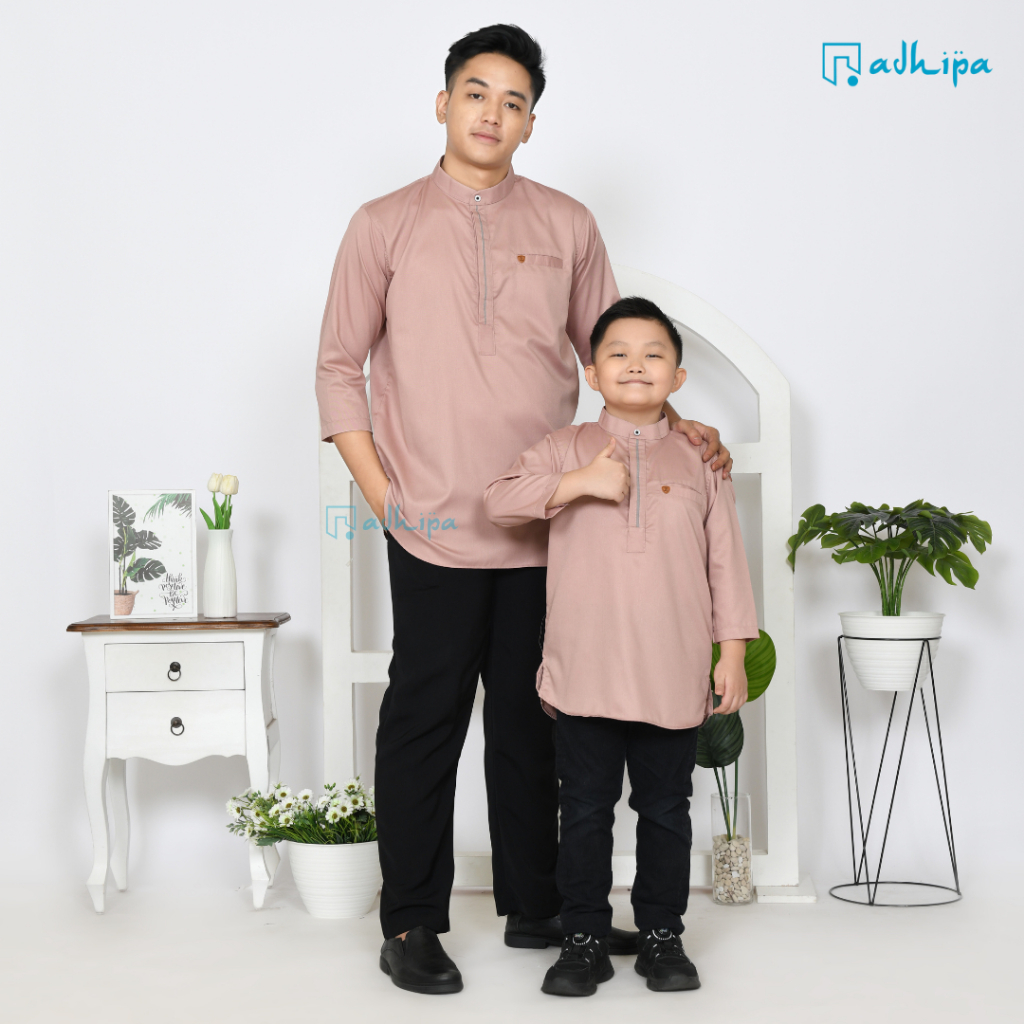 Adhipa Koko Kurta Couple Omar warna Dusty Pink
