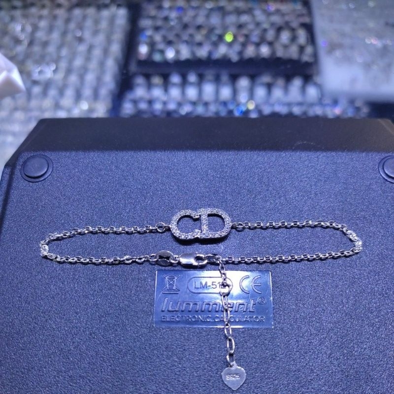 Gelang tangan CD