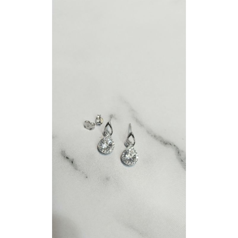 Anting Giwang Emas Putih Fashion Zircon 3.18 Gram 750 17k (AH159)