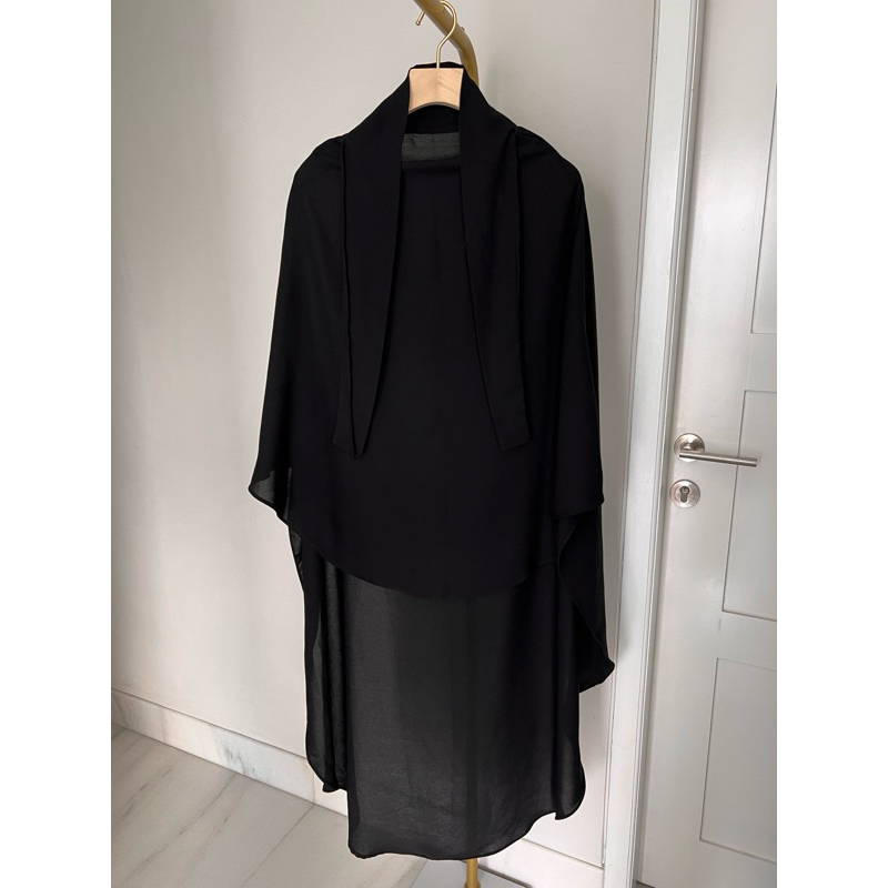 FK Aljenna short ouval preloved