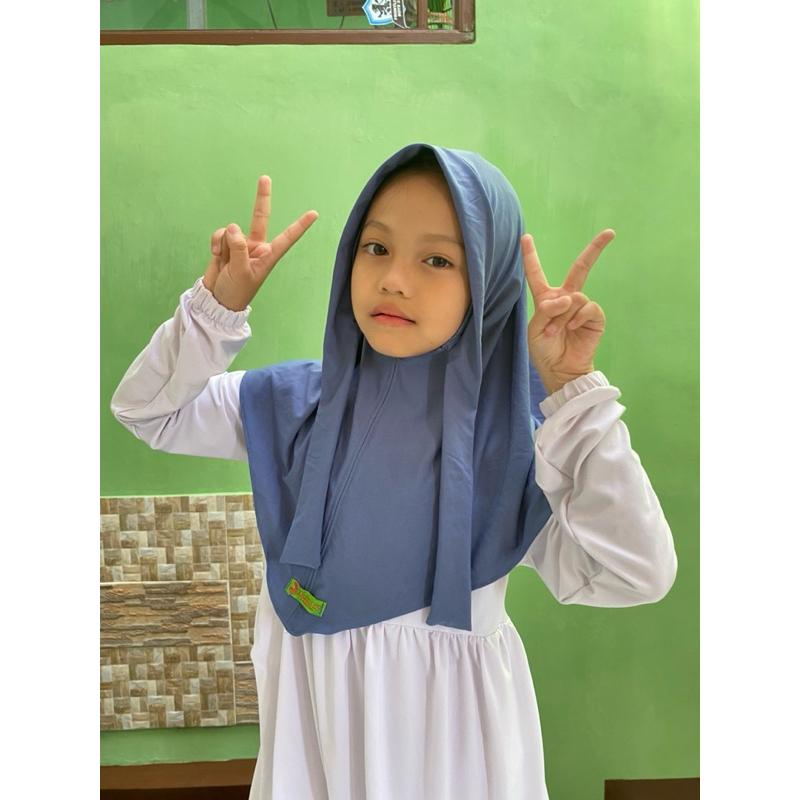 Bergo Tali Anak Bahan Jersey/Hijab Anak Instan Tali Belakang Sehari hari