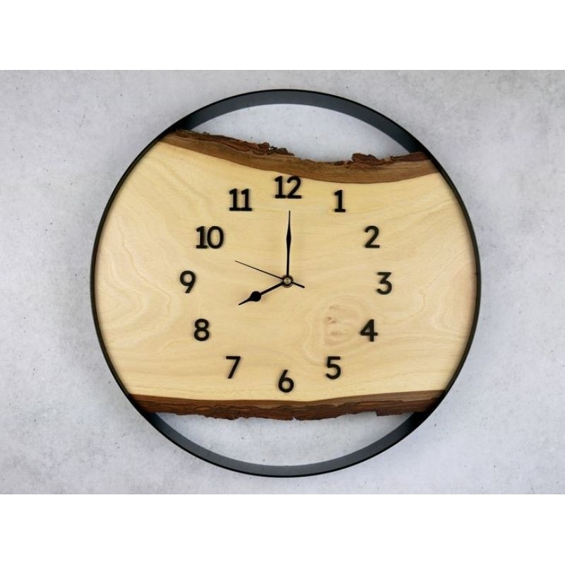 jam dinding aesthetic / jam besi kombinasi kayu / jam dinding mewah / hiasan dinding cantik