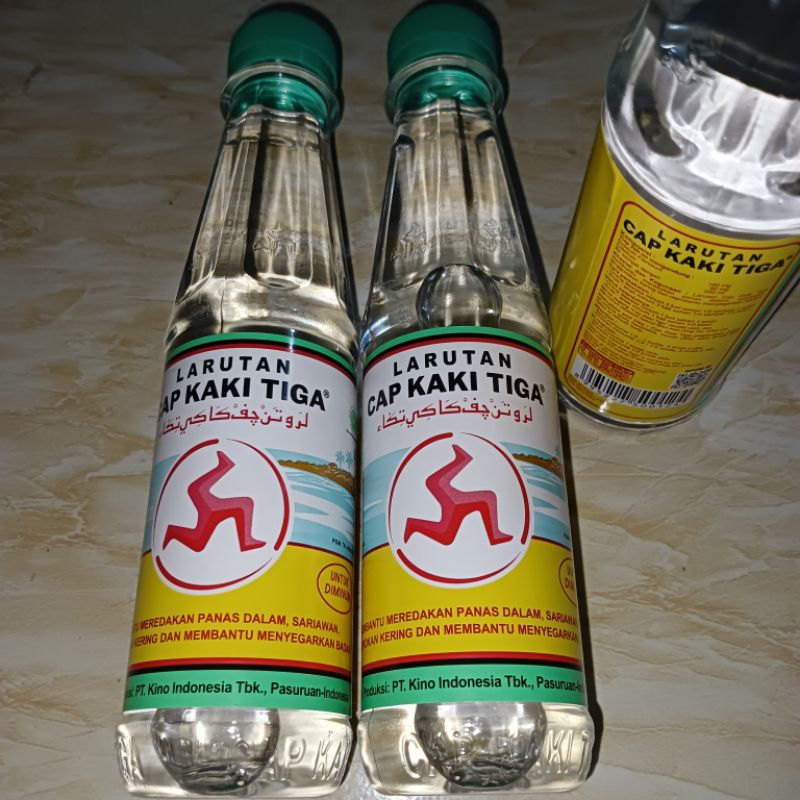 

Larutan Cap Kaki Tiga (Botol 200ml)
