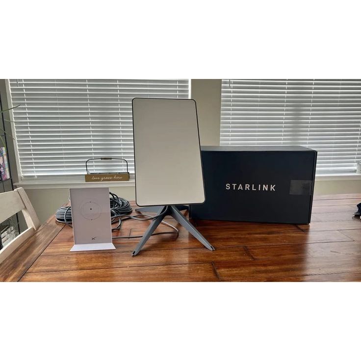 STARLINK STANDARD INTERNET KIT SATELITE