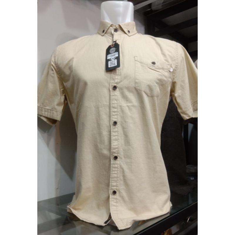 KEMEJA POLOS  LENGAN  PENDEK  BRILL  EIGHTY  EIGHT (88)