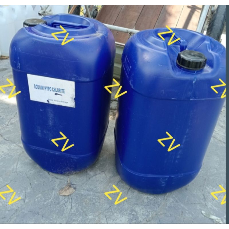 Jerigen 35 liter Bekas / Teng bentuk Kapsul warna Biru