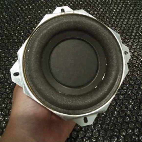 SPEAKER KOMPONEN LG 4 INCH WOOFER 40 WATT