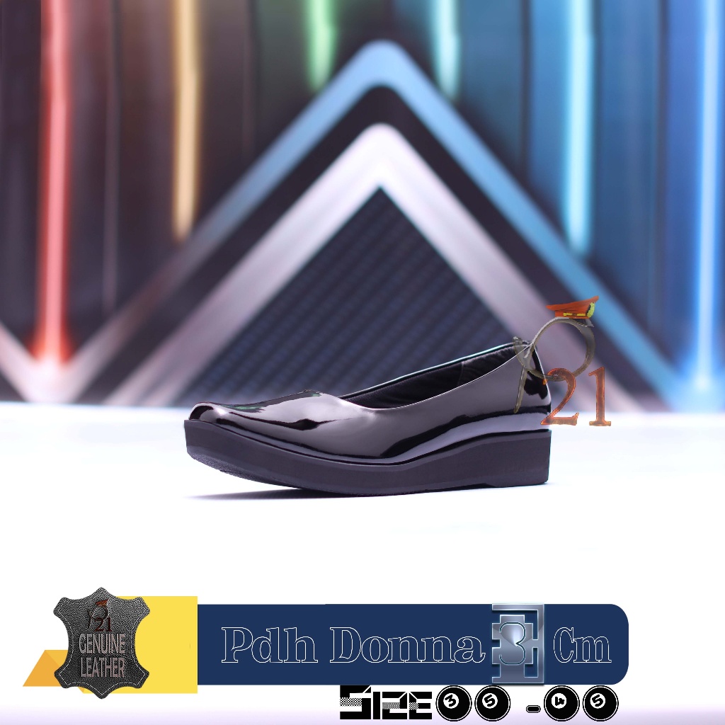 Sepatu PDH / Sepatu Polwan / Sepatu Polisi /  Sepatu Dinas / Merk "P21" Tipe Donna Hak 3 Cm