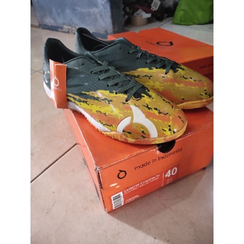 Sepatu Futsal Ortuseight Catalyst Chimera In