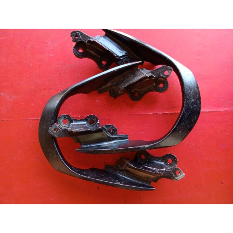 planger behel pengan jok Honda CB 150 R 150 Old 2013/2014/2015 ori