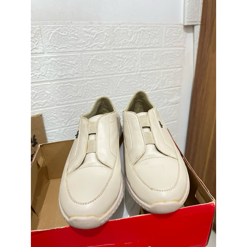 PRELOVED Triset Sepatu Sneaker Wanita - TZ2003603