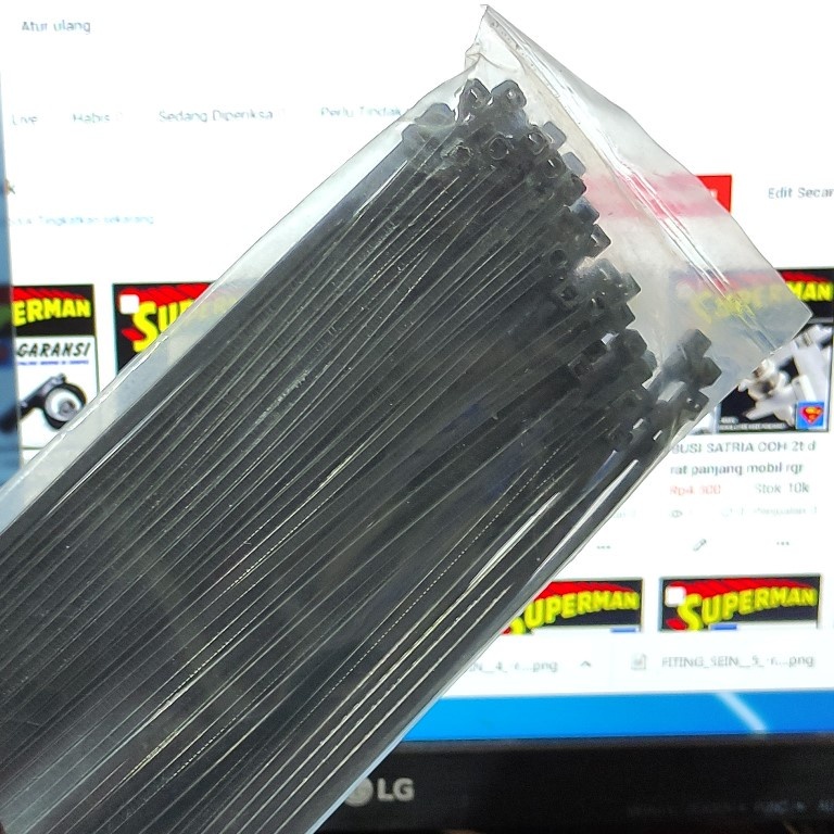

KABEL TIS 20CM HITAM insulok kabel ties cable ties tali ties pengikat kabel 10cm 15cm 20cm 25cm 30cm 1 pack pak isi 100 pcs merk random toko mbah ning tokombahning