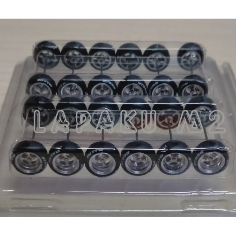 Ban Karet Mobil Diecast Hotwheels NITTO NT555 Ban Mobil Diecast 1:164