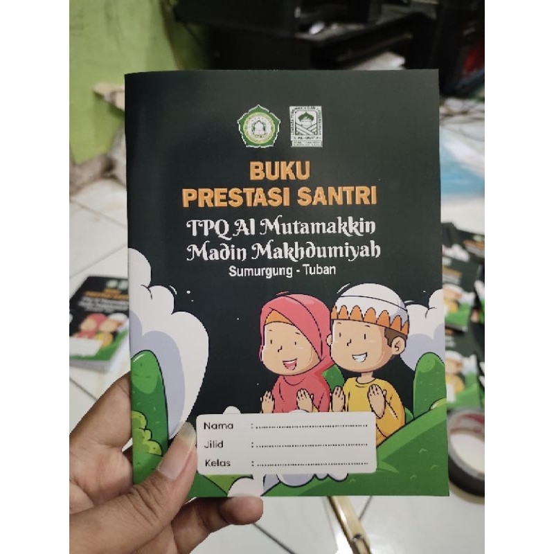 

Buku Prestasi Santri AP 210 Gsm - Custom
