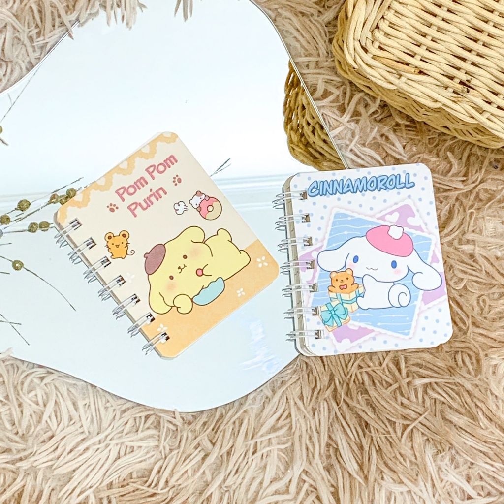 

Notebook Binde Mini / Buku Ring Spiral Catatan / Agenda Compact Travel Book A7 Lembar Bergaris Motif Karakter Sanrio Cinnamoroll Pompompurin