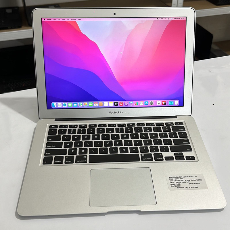 Macbook air 13 inch 2017 8/128GB
