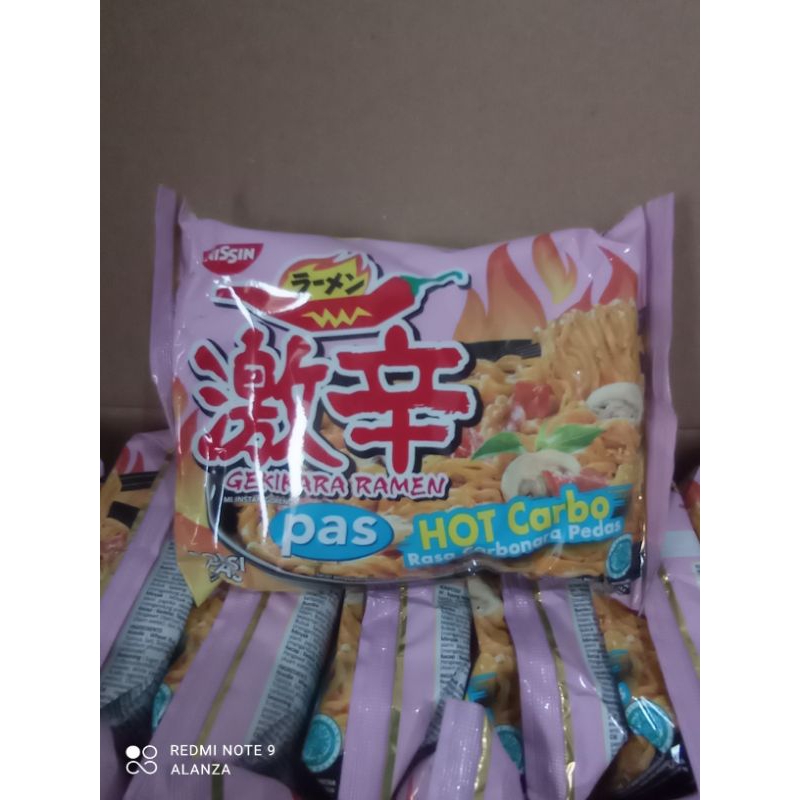 

Nissin Gekikara Ramen Goreng Hot Carbo Rasa Carbonara Pedas PAS Halal MUI